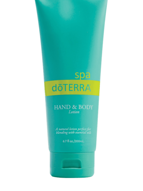 كريم طبيعي لترطيب البشرة والجسم