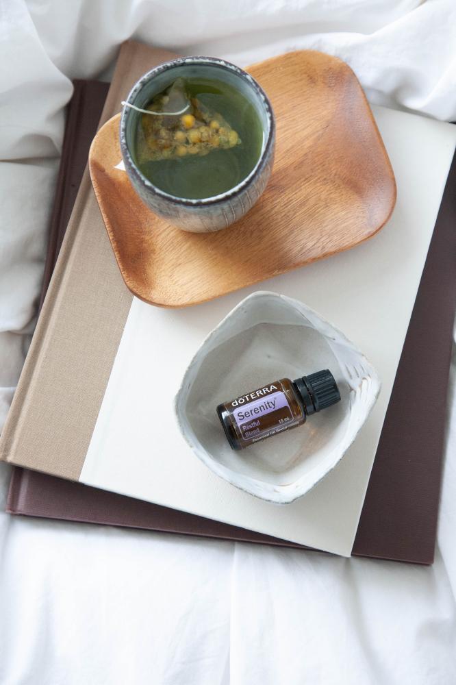 زيوت “الراحة” | مزيج عطري يدعم الإسترخاء والنوم (صافي 15مل، مُركز، عضوي، زرع في البلد الأصلي) - Image 5