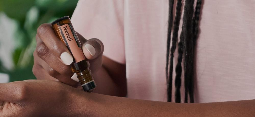 زيت زهر البرتقال (النيرولي) "Neroli" (رول أون 10مل، عضوي، صافي مع جوز الهند) - Image 2